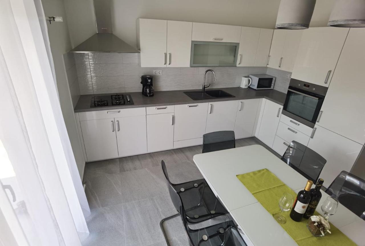 Apartman Bura Daire Posedarje Dış mekan fotoğraf